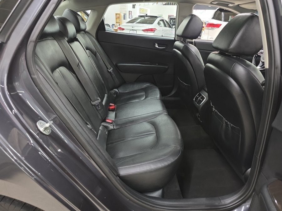Used 2018 Kia Optima EX w/ Premium Package FWD image 10
