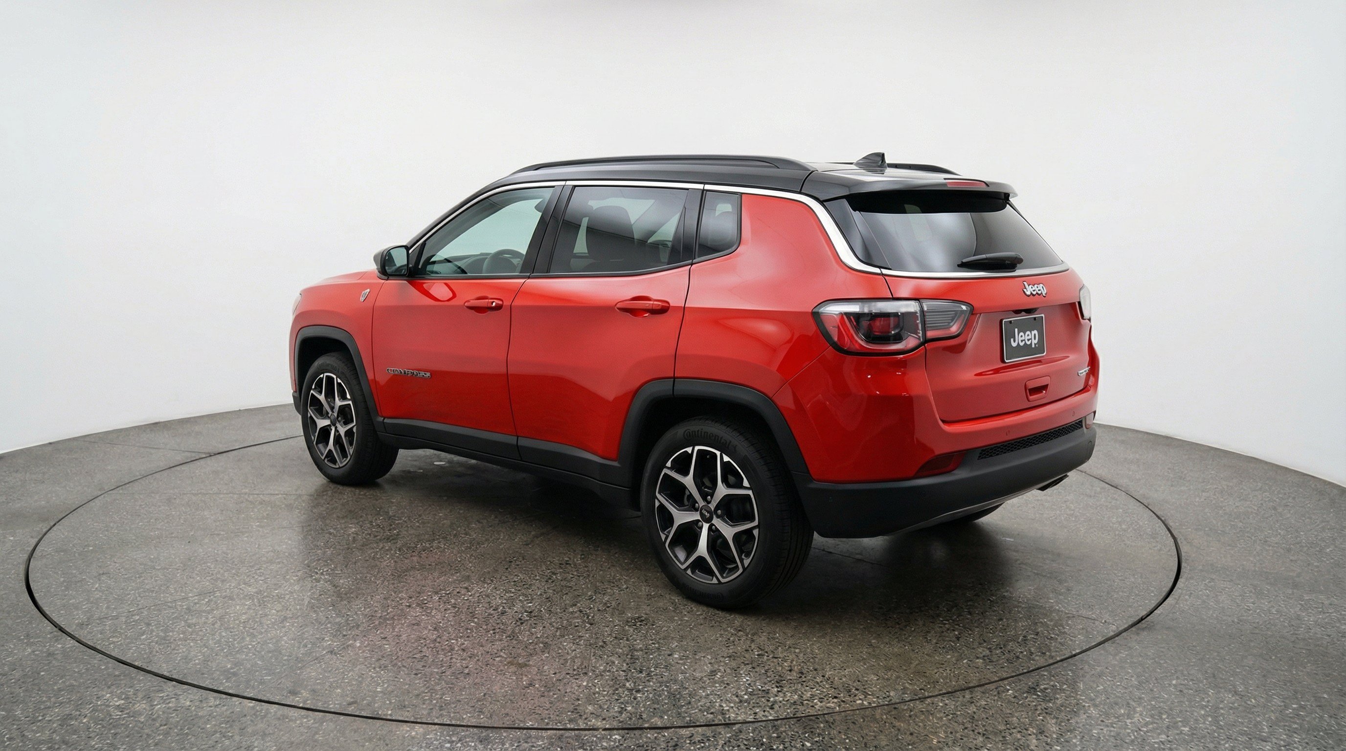 Used 2025 Jeep Compass Limited AWD/4WD image 6