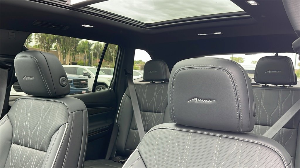 New 2026 Buick Enclave Avenir w/ Super Cruise Package image 13