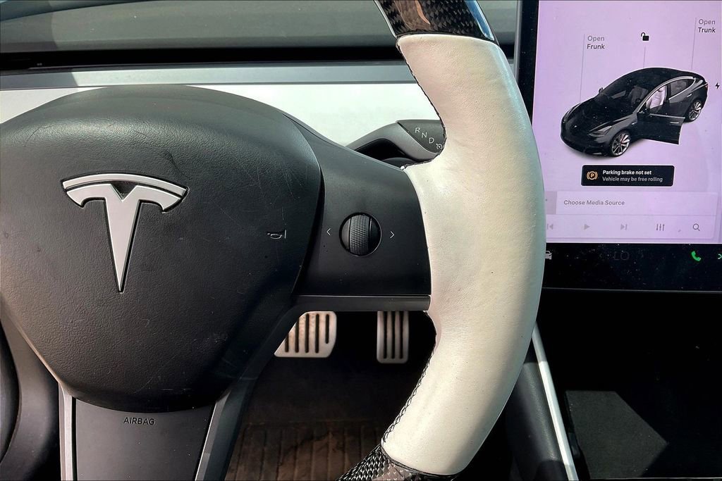 Used 2018 Tesla Model 3 Performance image 20
