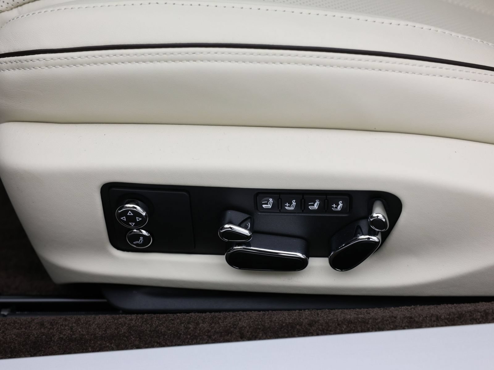 New 2026 Bentley Continental GT AWD/4WD image 53
