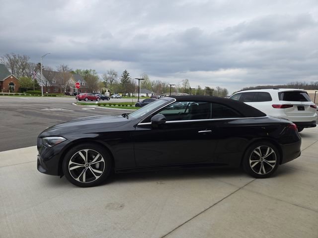 Used 2025 Mercedes-Benz CLE 300 4MATIC Cabriolet image 6