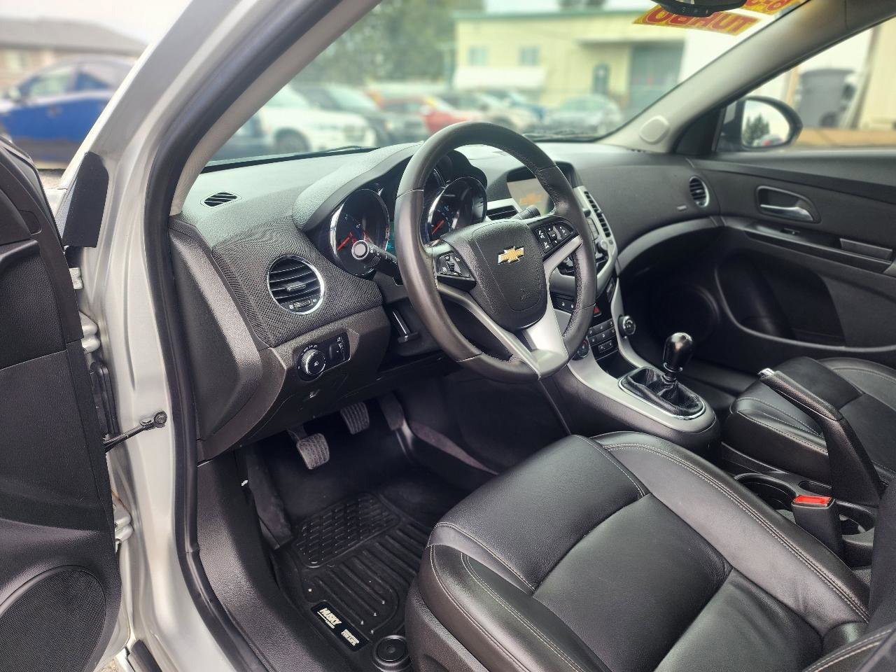 Used 2012 Chevrolet Cruze LT w/ RS Package FWD image 15