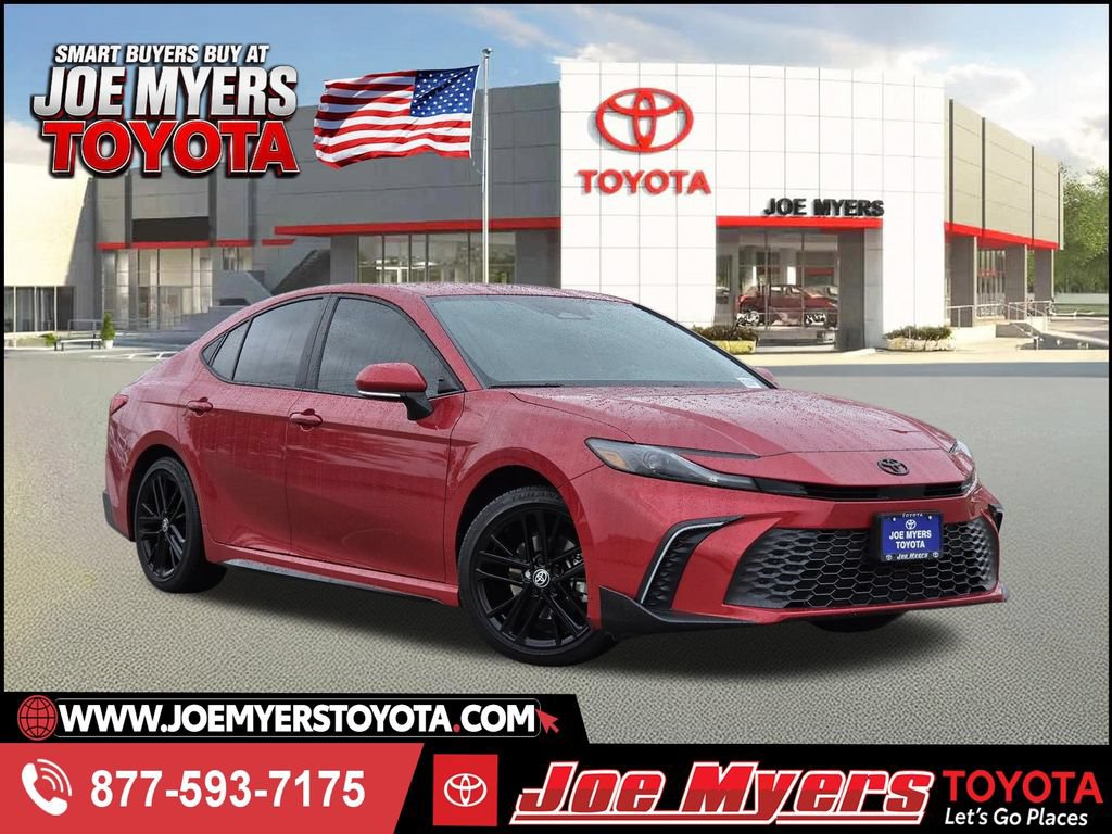 Used 2025 Toyota Camry SE w/ Convenience Package FWD image 1