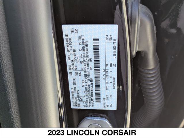 Used 2023 Lincoln Corsair Reserve image 30