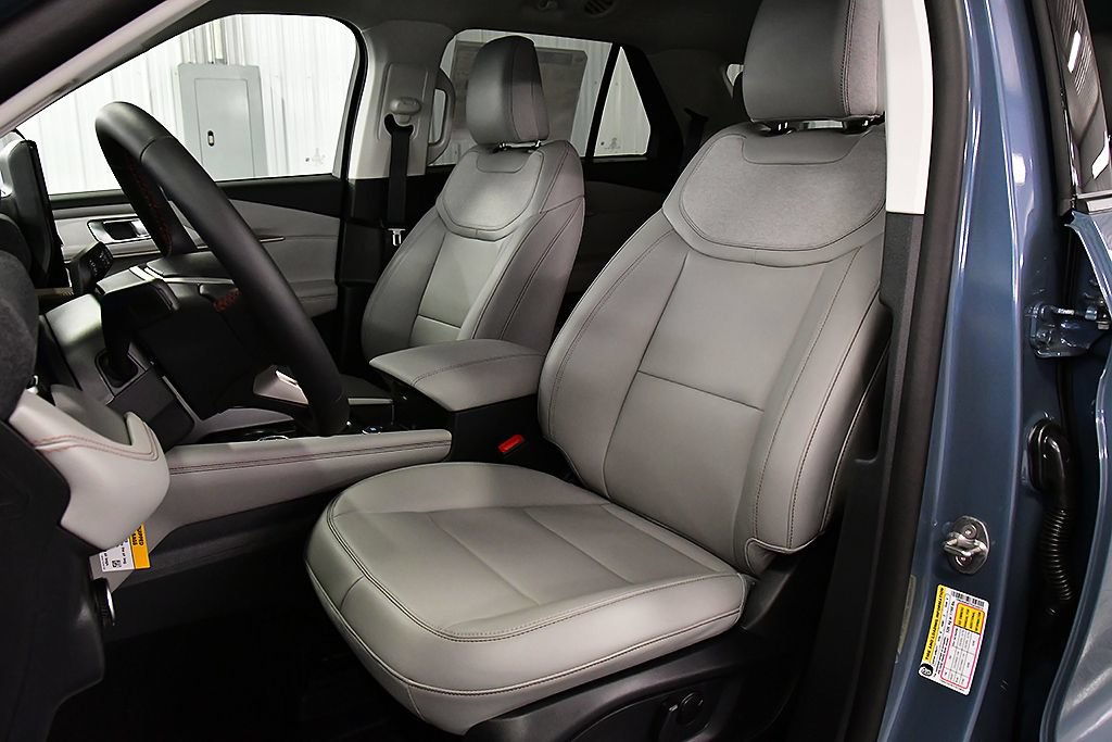 New 2026 Ford Explorer Active w/ Active Comfort Package AWD/4WD image 28