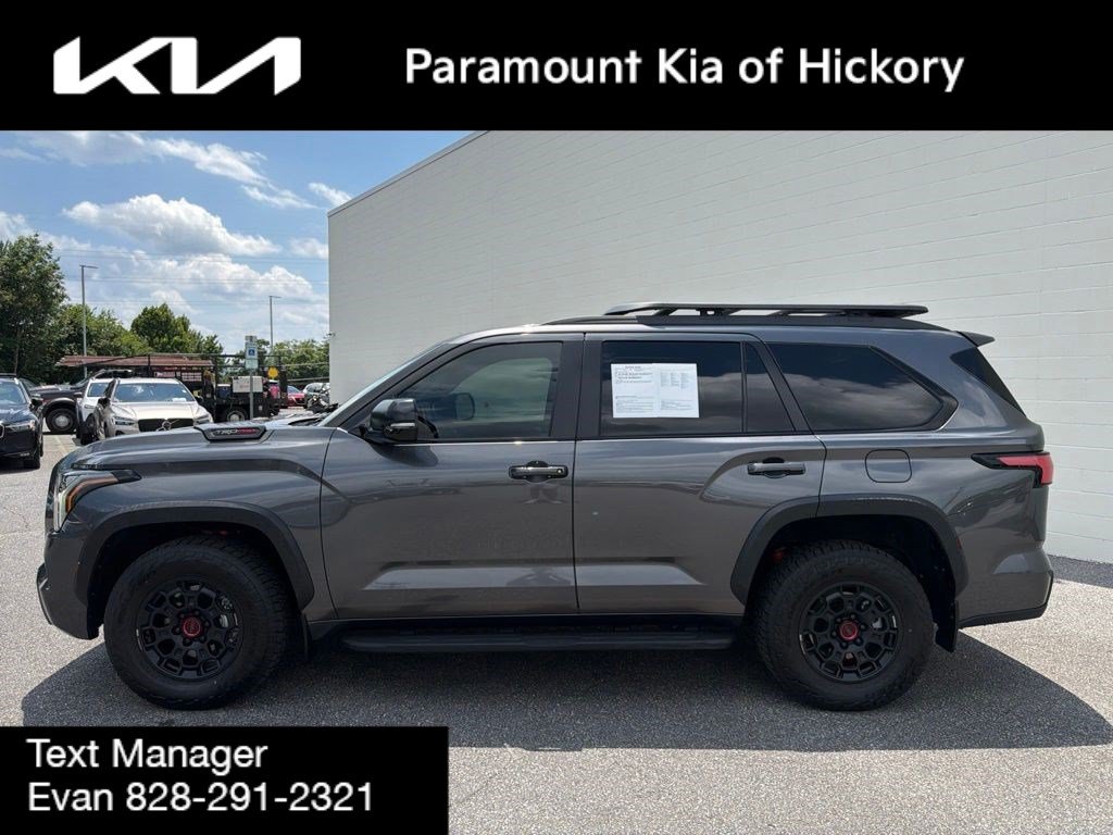 Used 2025 Toyota Sequoia TRD Pro AWD/4WD image 4