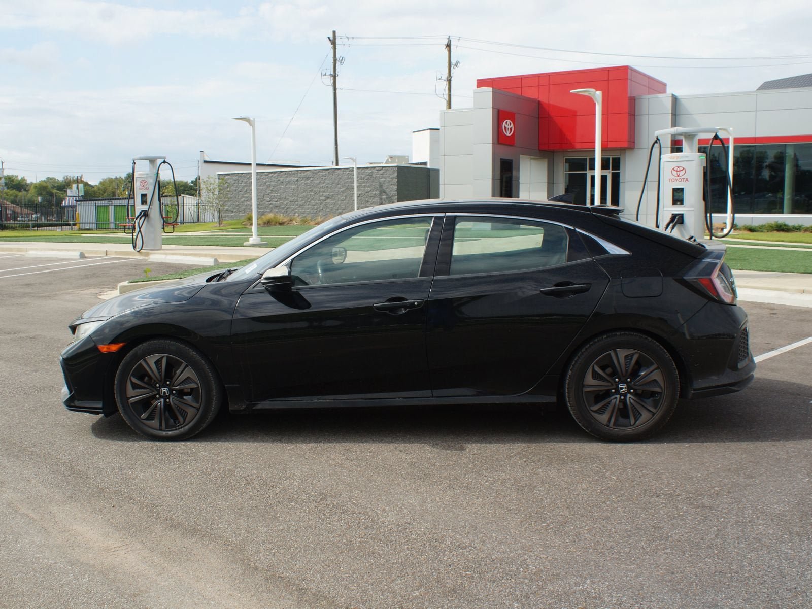 Used 2018 Honda Civic EX-L image 10