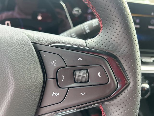 Certified 2025 Chevrolet Trax RS image 19