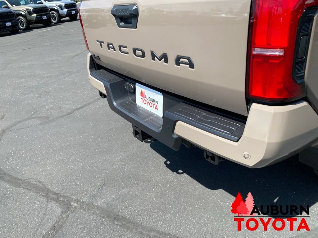 New 2026 Toyota Tacoma TRD Off-Road w/ TRD Off Road Premium Package AWD/4WD image 8