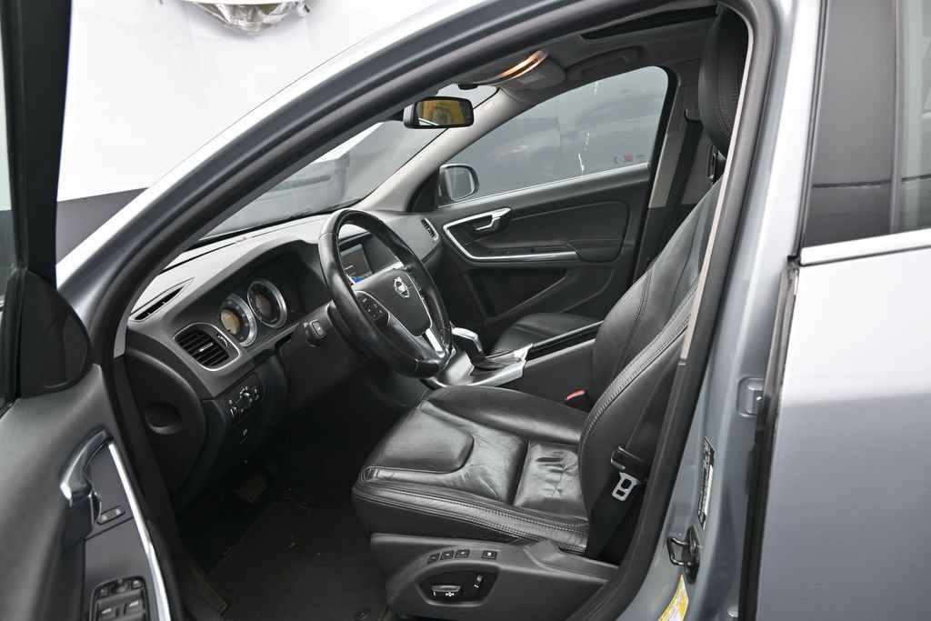 Used 2013 Volvo S60 T5 FWD image 18