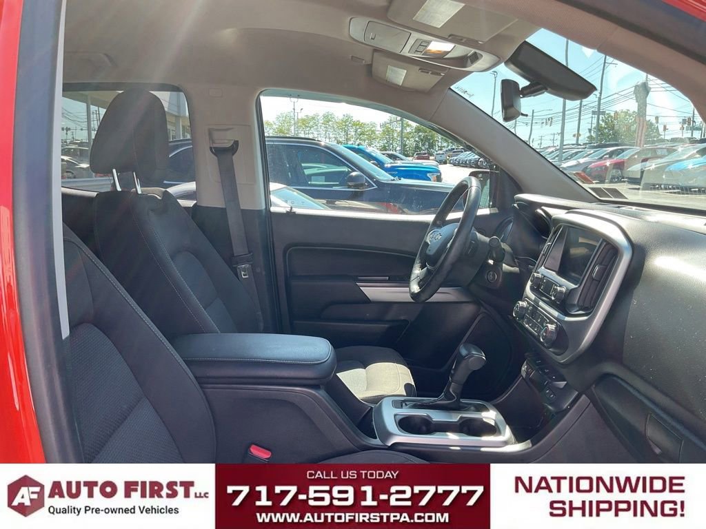 Used 2019 Chevrolet Colorado LT w/ LT Convenience Package AWD/4WD image 17
