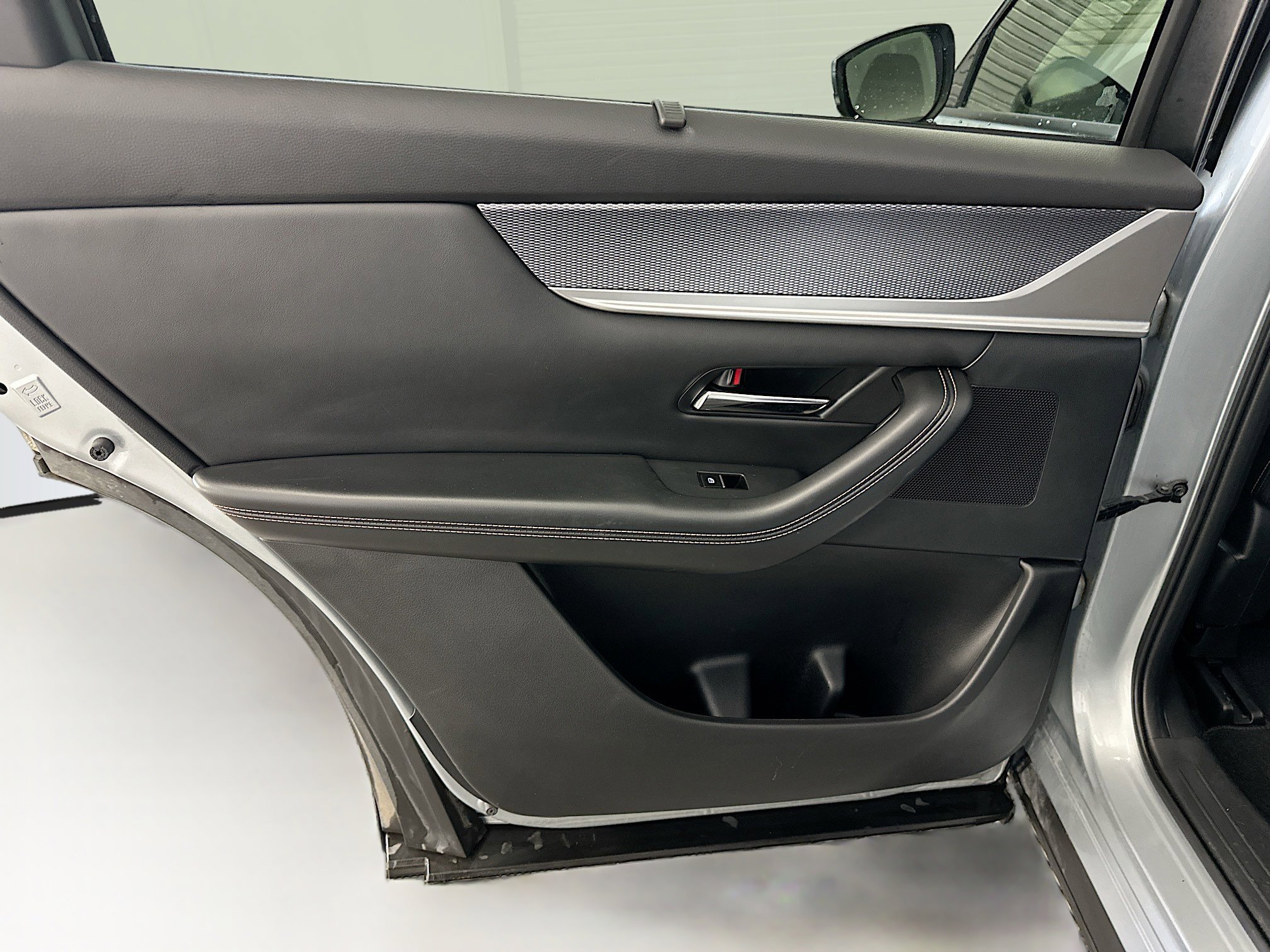 Used 2025 MAZDA CX-90 3.3 Turbo w/ Premium Sport Pkg image 28