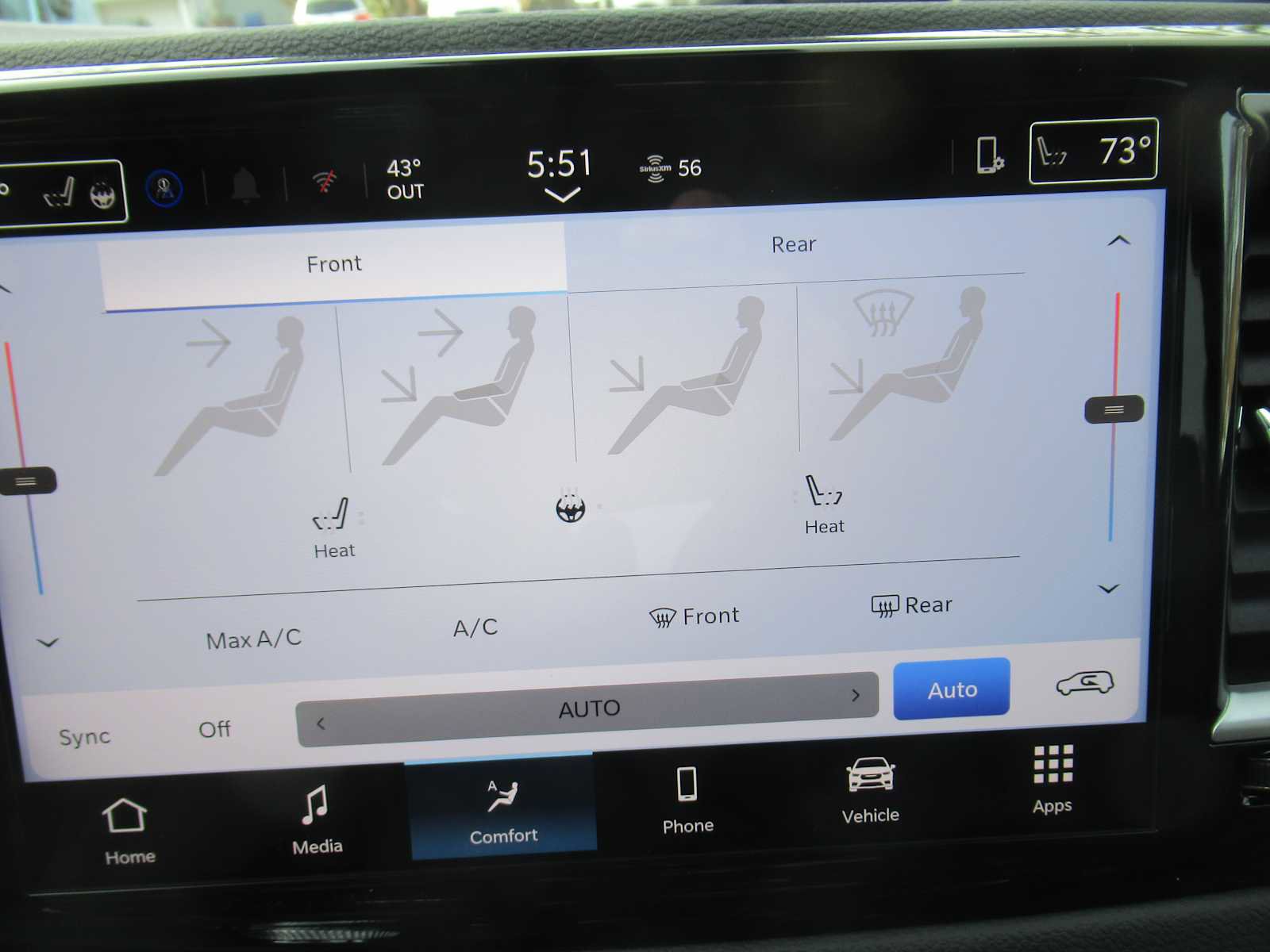 New 2026 Chrysler Voyager LX image 28