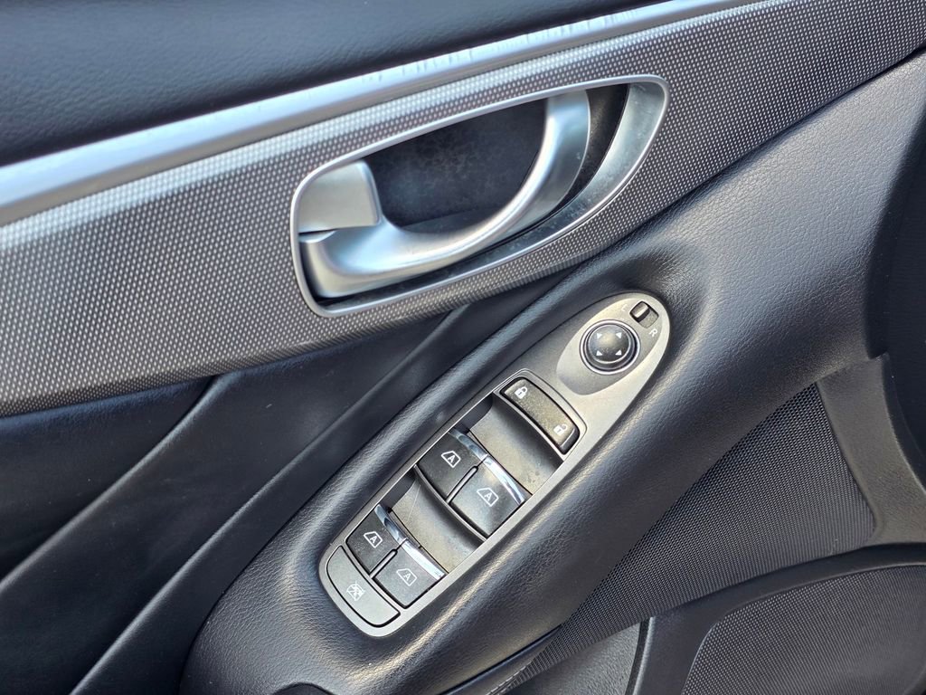 Used 2015 INFINITI Q50 Premium w/ Navigation Package image 14