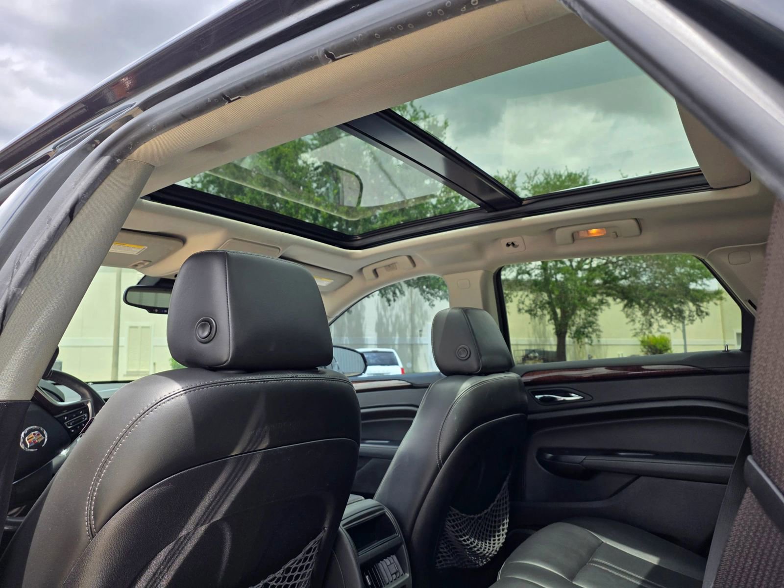 Used 2016 Cadillac SRX Luxury w/ Driver Awareness Package FWD image 26