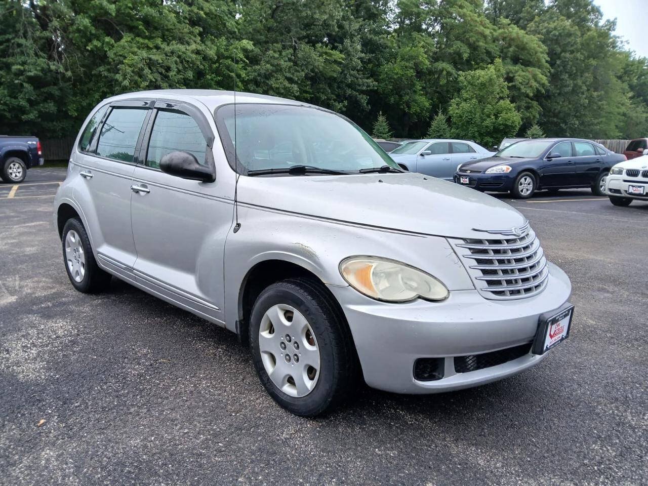 Used 2009 Chrysler PT Cruiser FWD image 3