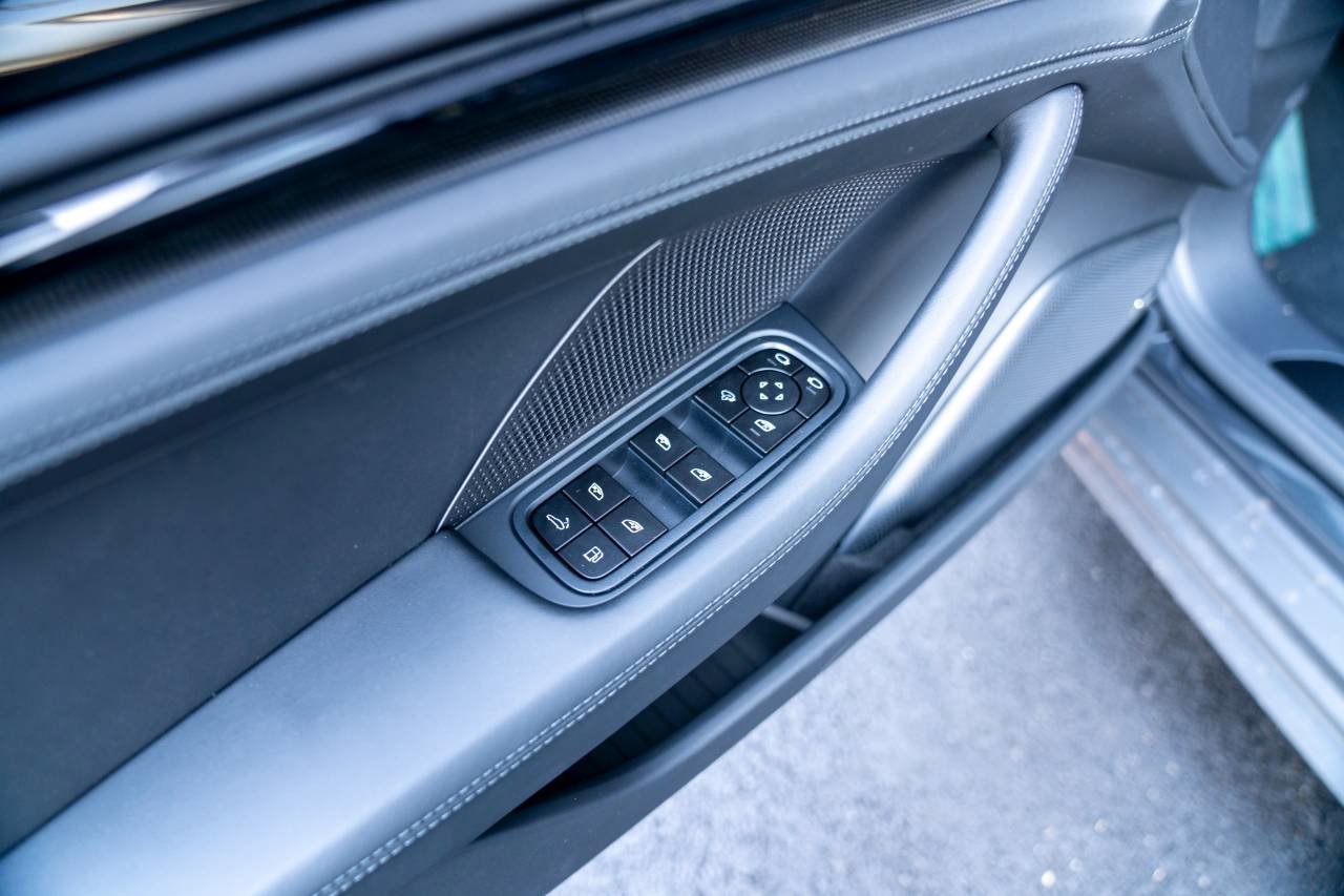 New 2026 Porsche Panamera Turbo image 27