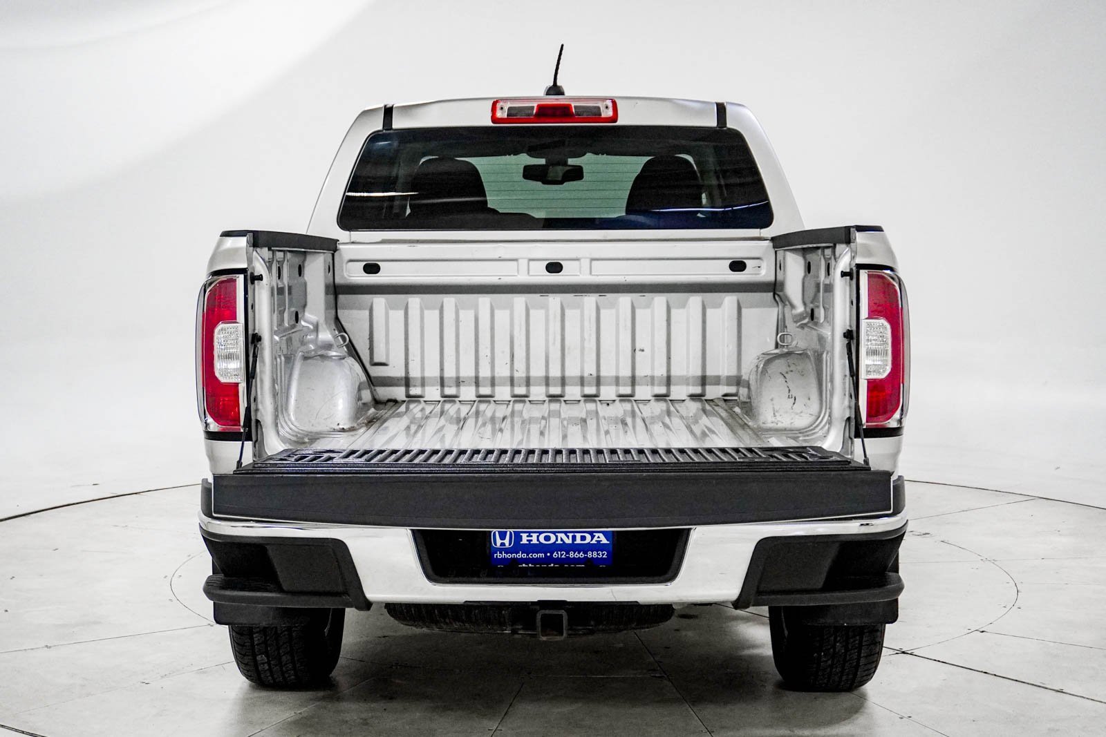 Used 2019 GMC Canyon SLE image 7