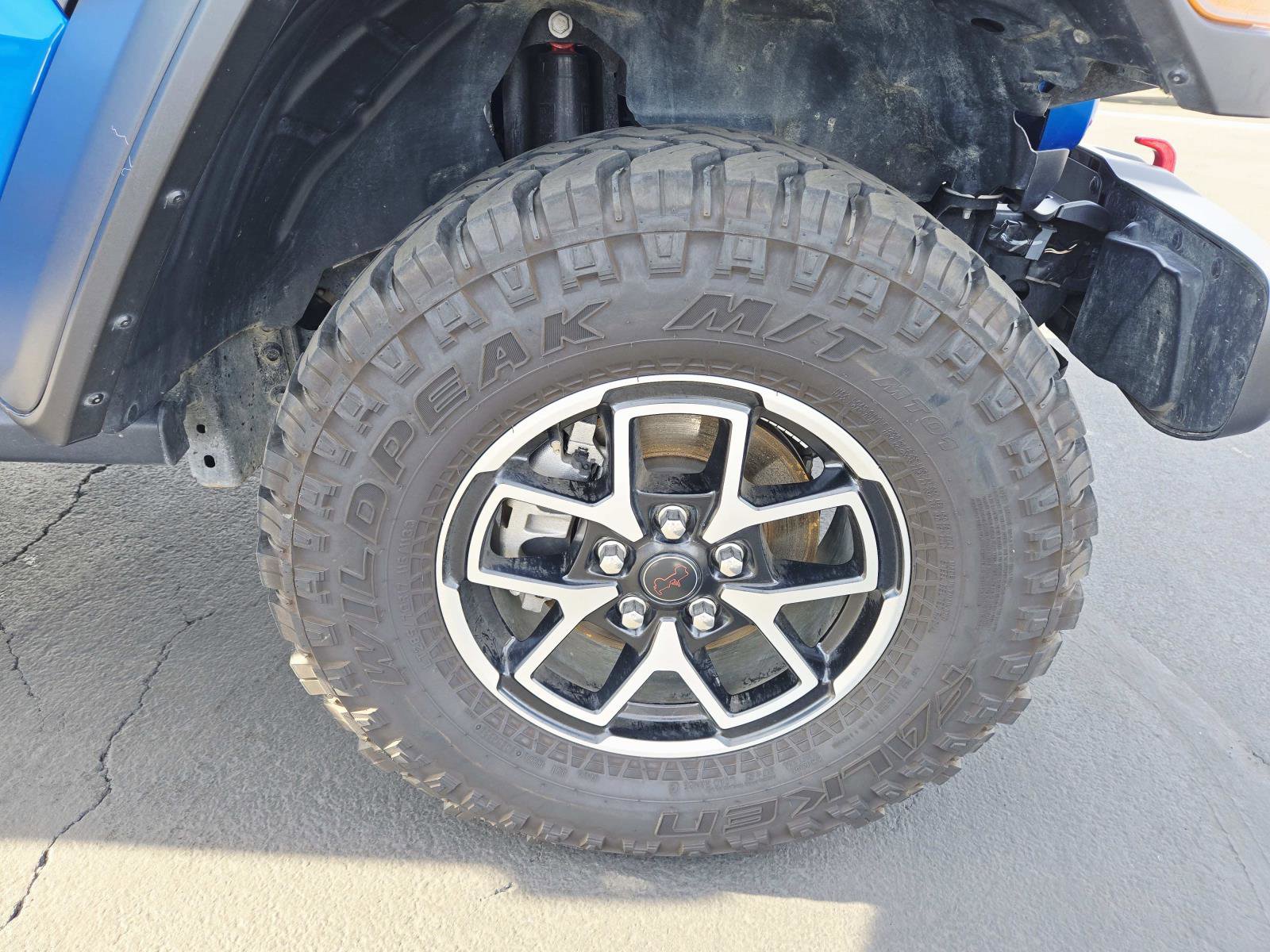 Used 2024 Jeep Gladiator Rubicon w/ Technology Group image 19