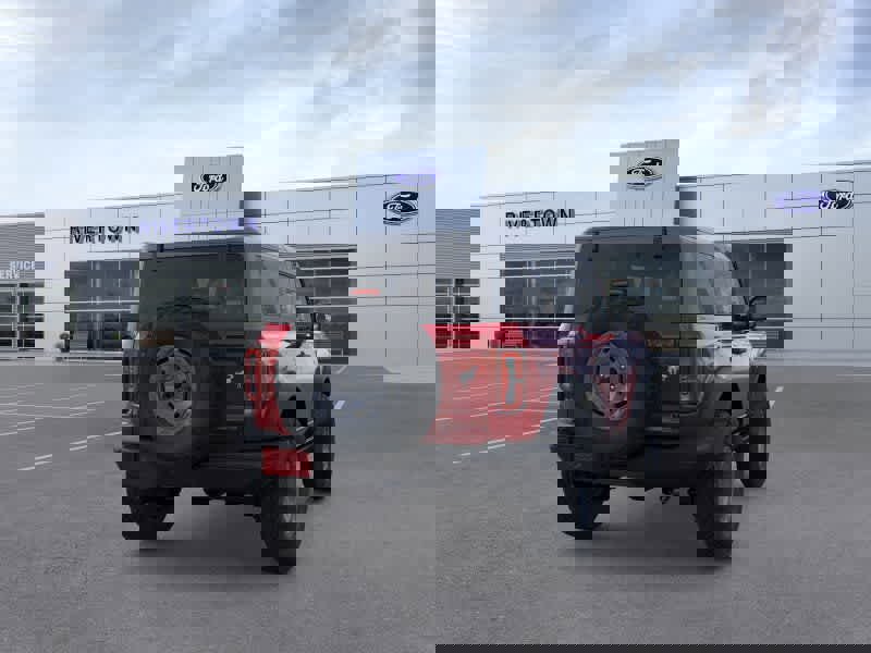 New 2025 Ford Bronco Badlands w/ Sasquatch Package image 8