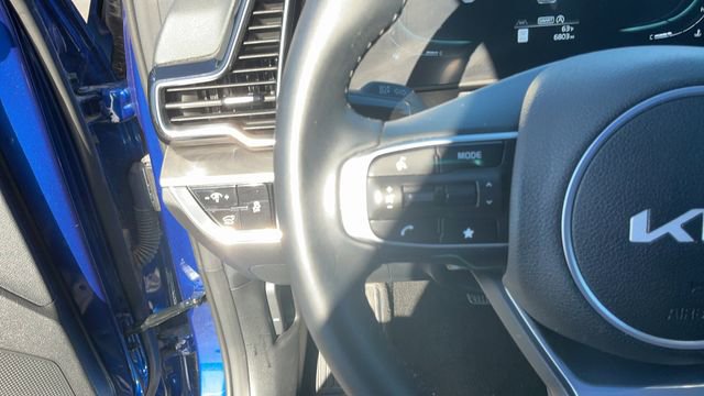 Used 2025 Kia Sportage X-Line w/ Premium Package image 16