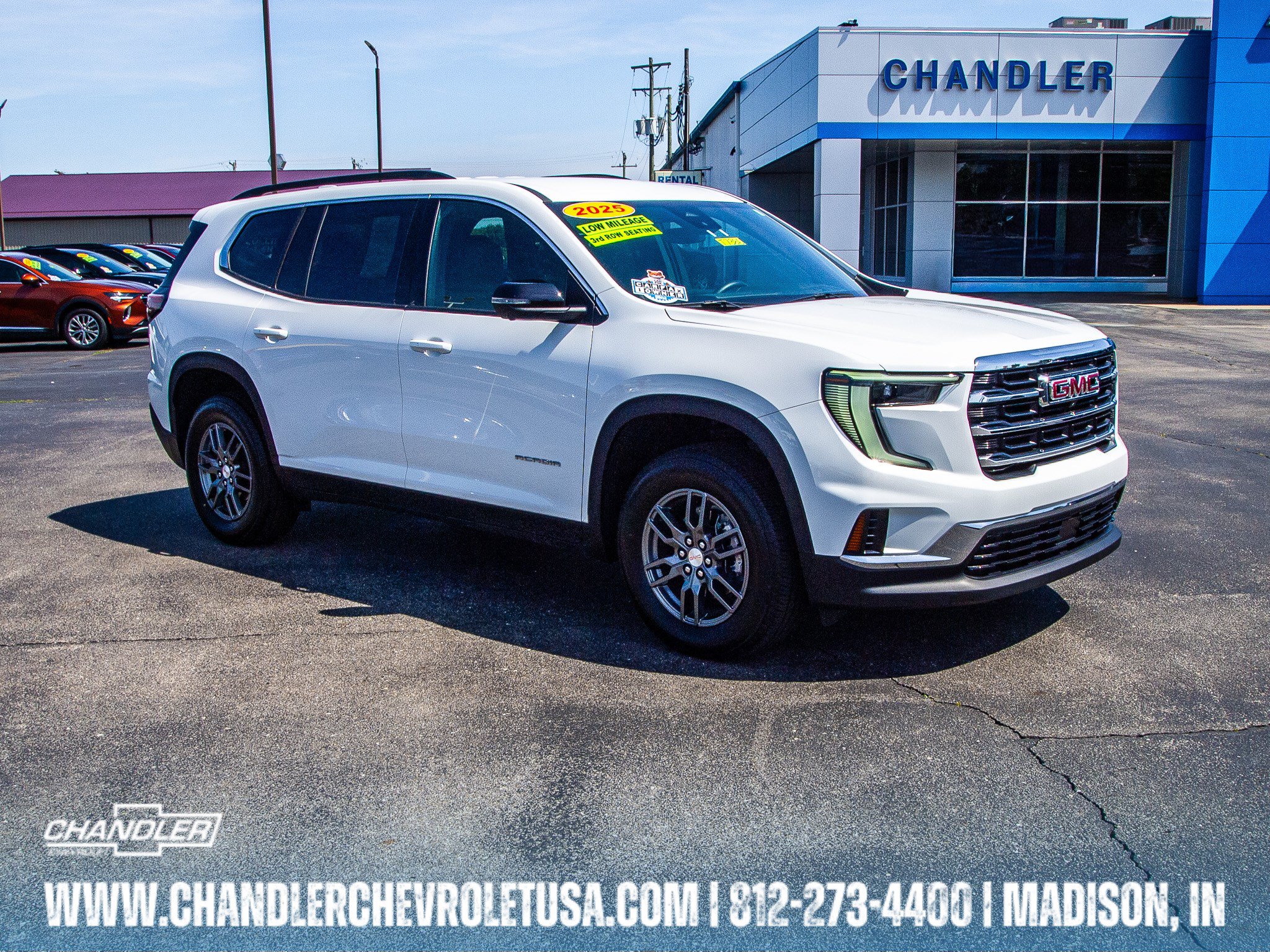 Used 2025 GMC Acadia Elevation