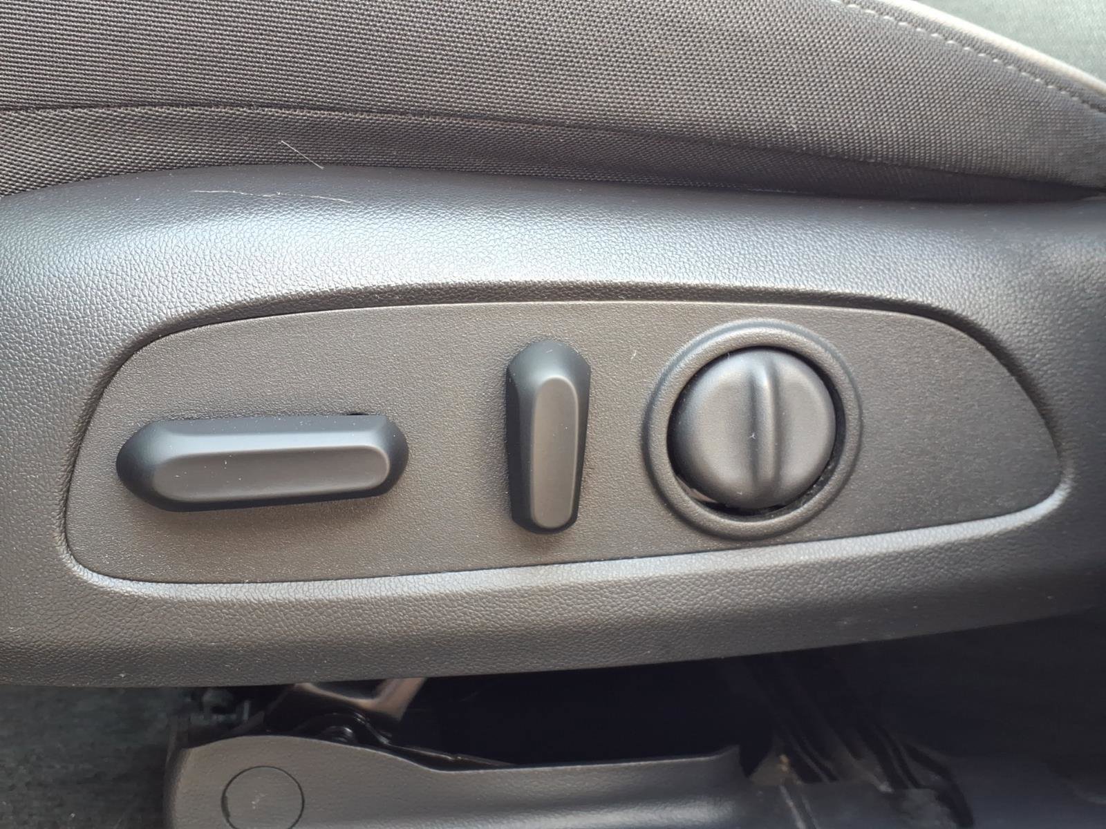 Certified 2023 Chevrolet TrailBlazer LT FWD image 11