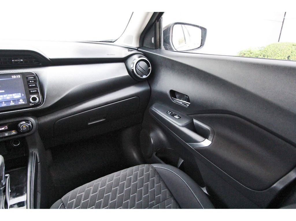Used 2022 Nissan Kicks SV w/ Interior Electronics Package image 10