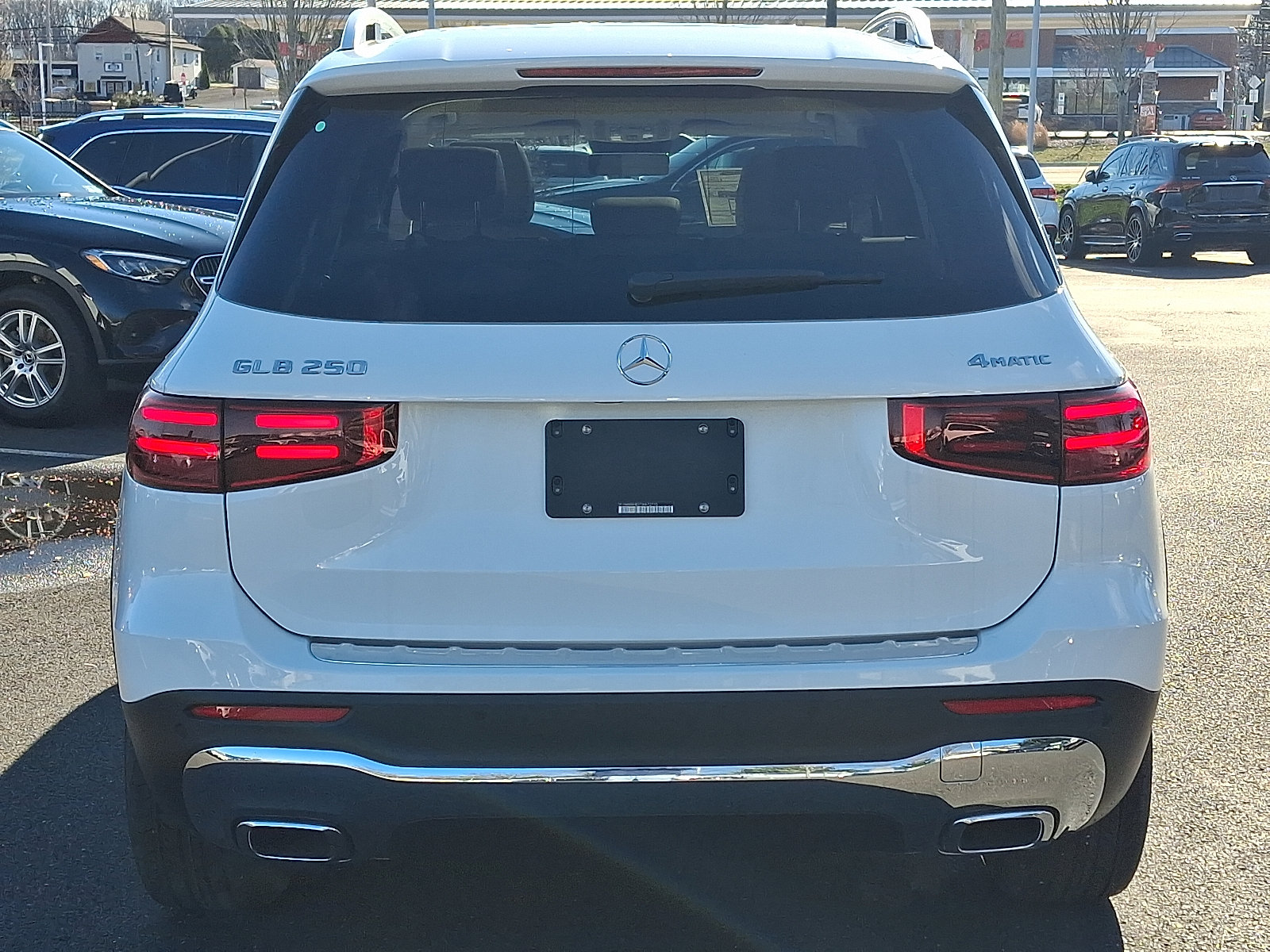 New 2026 Mercedes-Benz GLB 250 4MATIC image 5