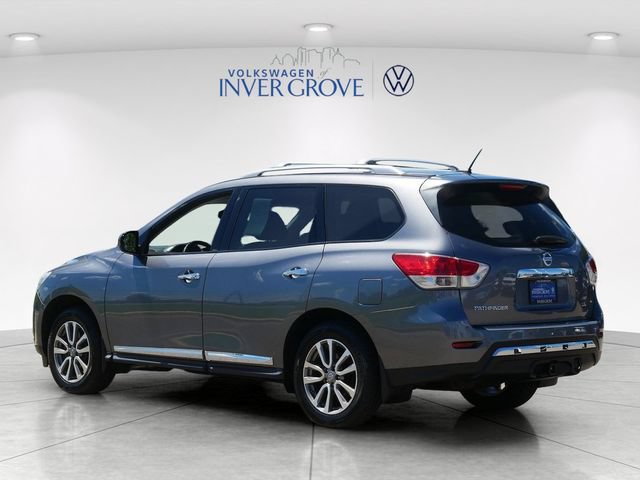 Used 2015 Nissan Pathfinder SL w/ Trailer Tow Package FWD image 5