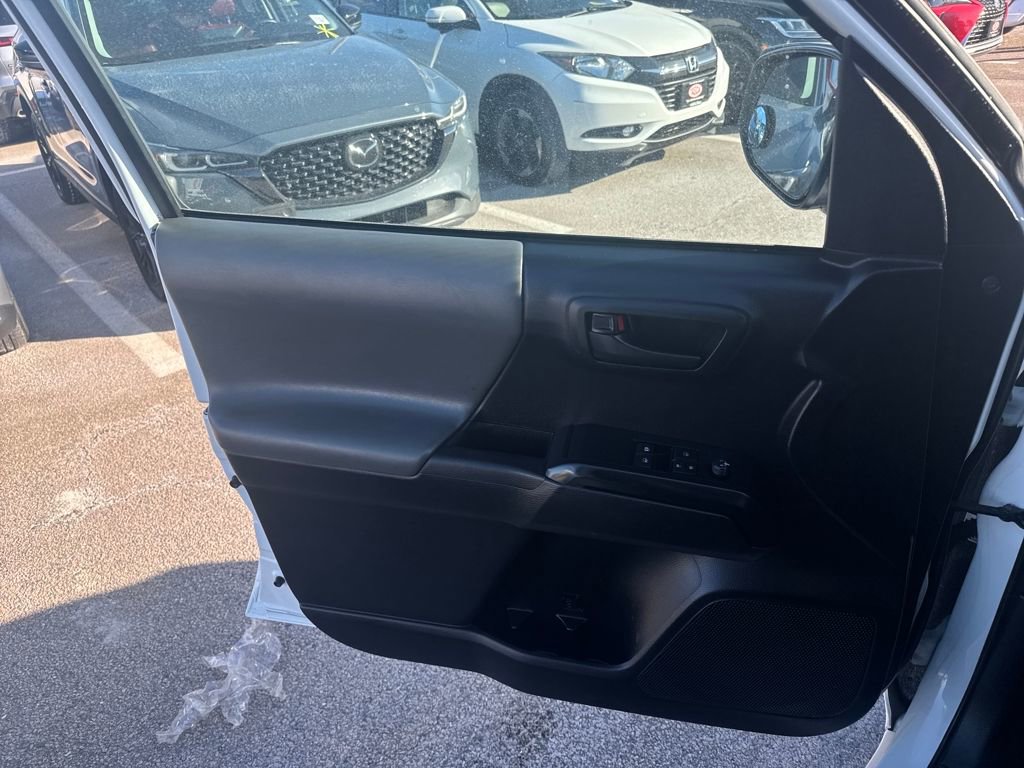 Used 2020 Toyota Tacoma SR image 29