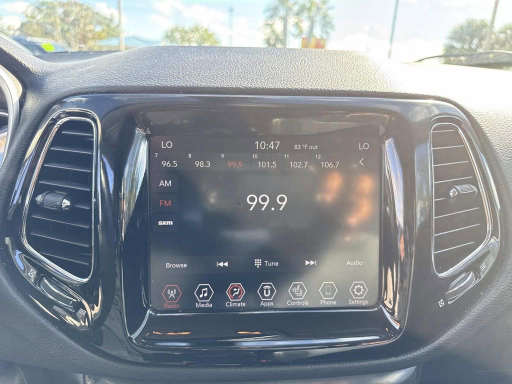 Used 2020 Jeep Compass Limited image 24