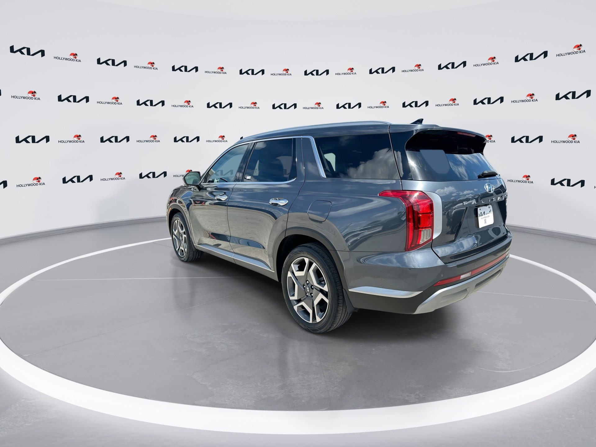 Used 2024 Hyundai Palisade SEL w/ Premium Package image 6