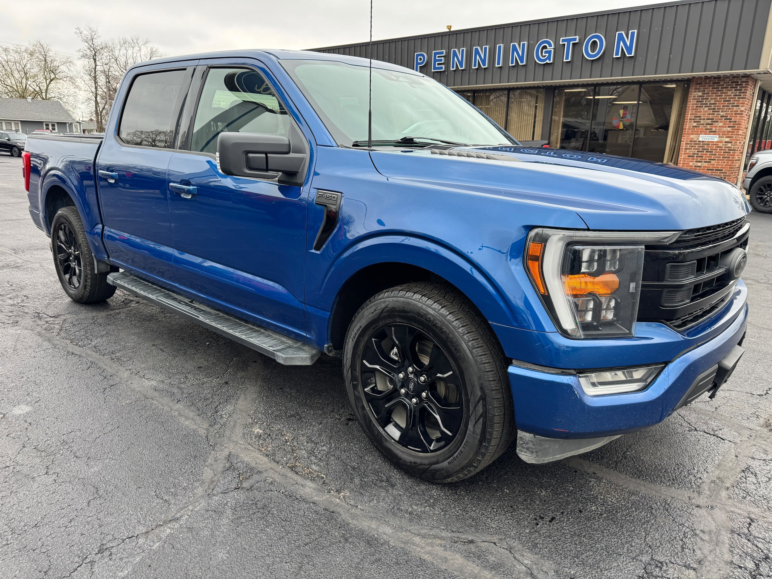 Used 2022 Ford F150 XLT w/ Equipment Group 302A High image 9