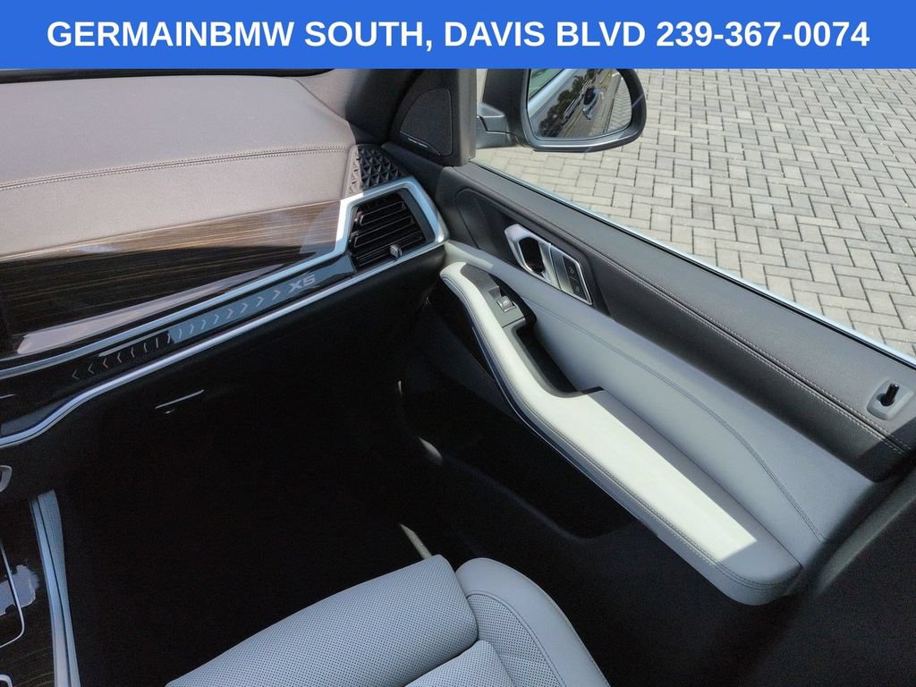 Used 2024 BMW X5 sDrive40i w/ Premium Package RWD image 19