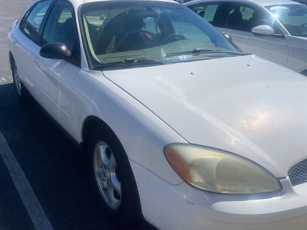 Used 2004 Ford Taurus SES FWD image 2