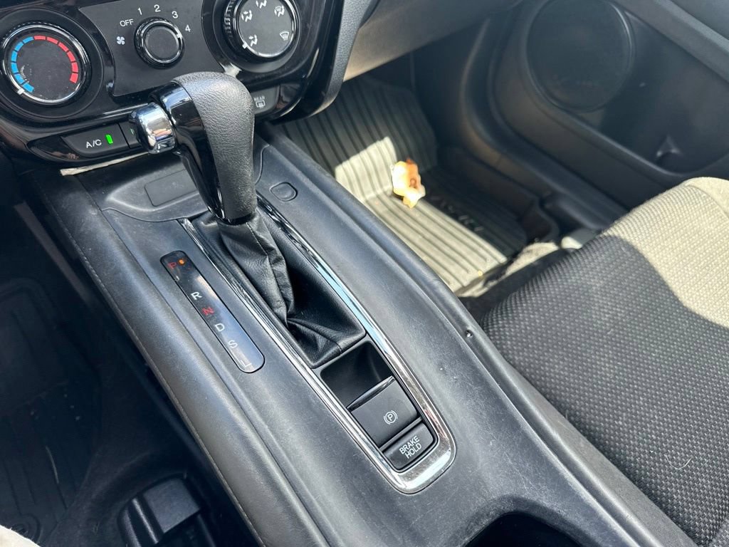 Used 2021 Honda HR-V LX image 25