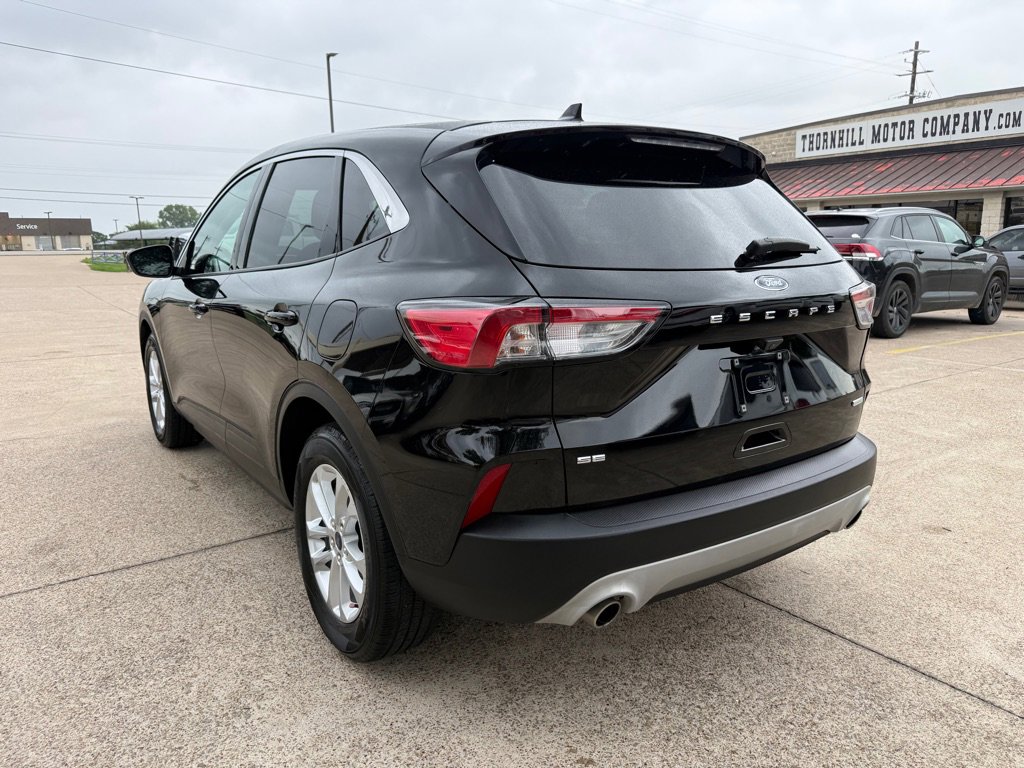 Used 2020 Ford Escape SE FWD image 5