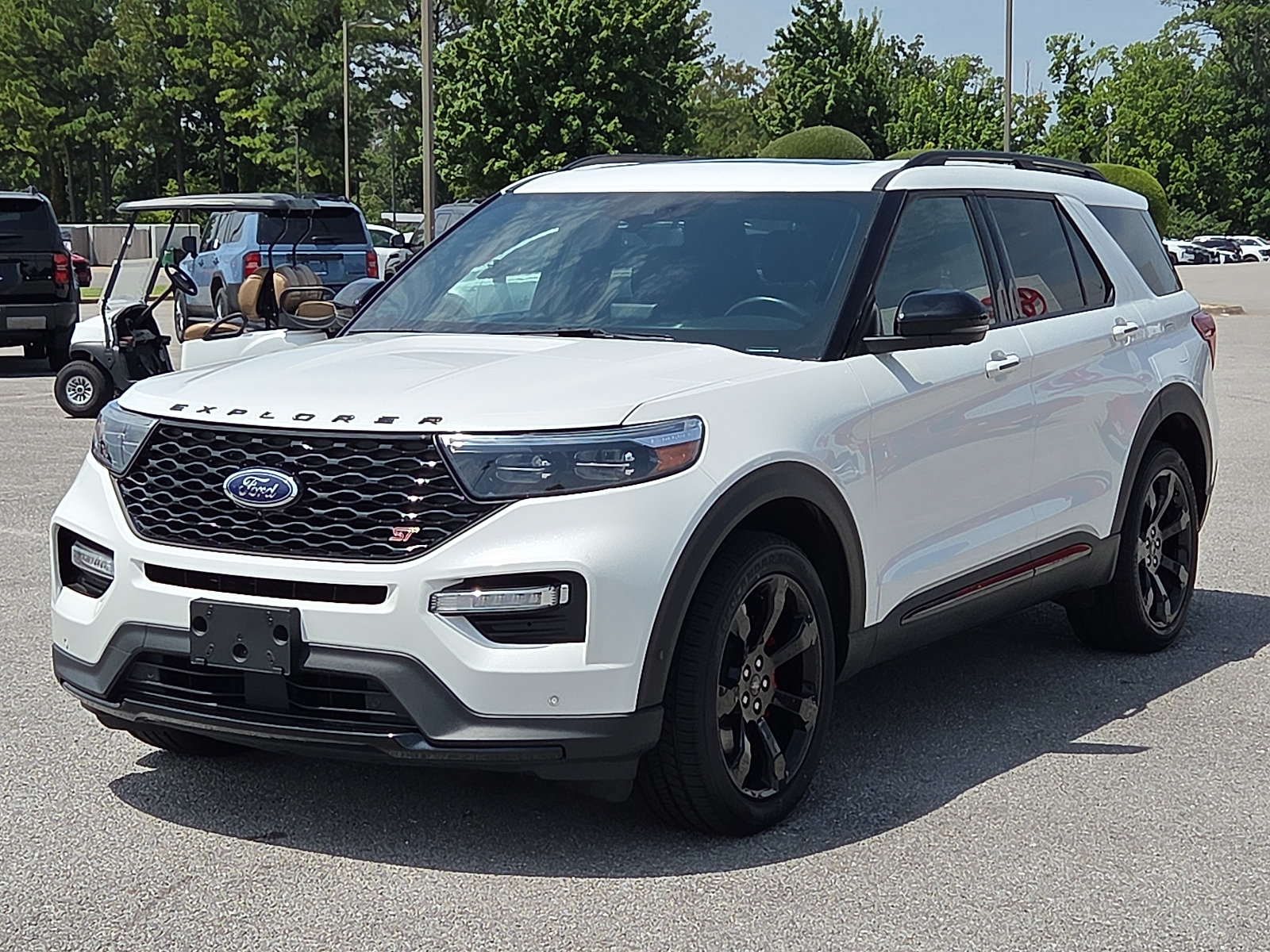 Used 2022 Ford Explorer ST w/ Equipment Group 401A AWD/4WD image 2