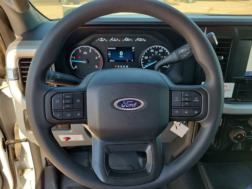 New 2025 Ford F550 4x4 SuperCab Super Duty image 21