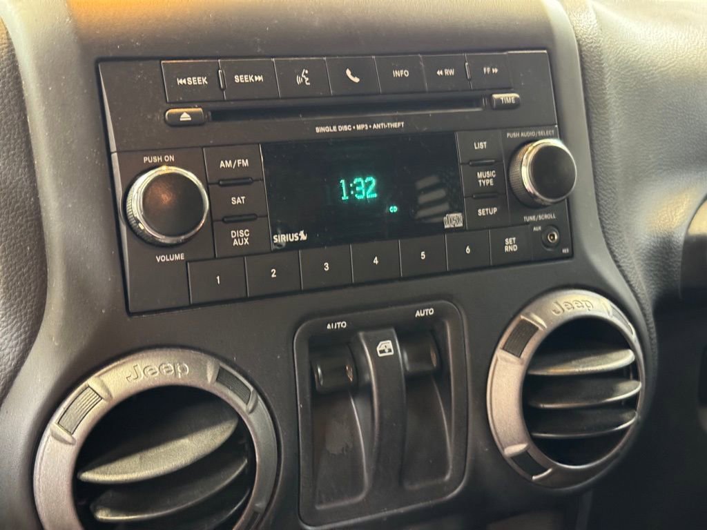 Used 2017 Jeep Wrangler Sport S w/ Quick Order Package 24S image 15