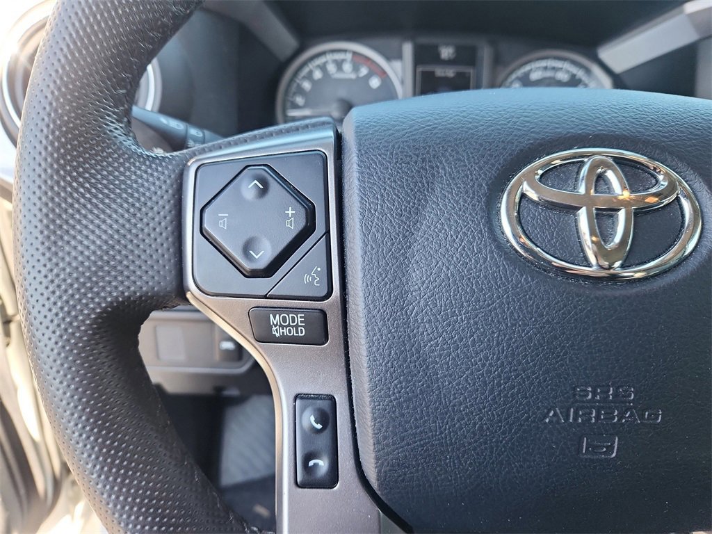 Used 2017 Toyota Tacoma SR5 image 20