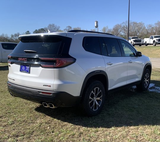 Used 2024 GMC Acadia AT4 image 3