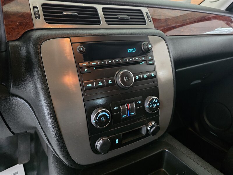 Used 2013 GMC Yukon XL 2500 w/ Skid Plate Package AWD/4WD image 23