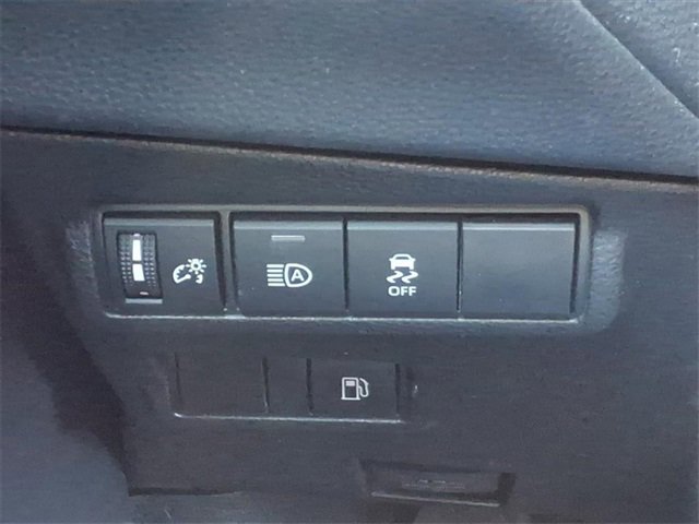 Used 2023 Toyota Corolla Cross SE image 20