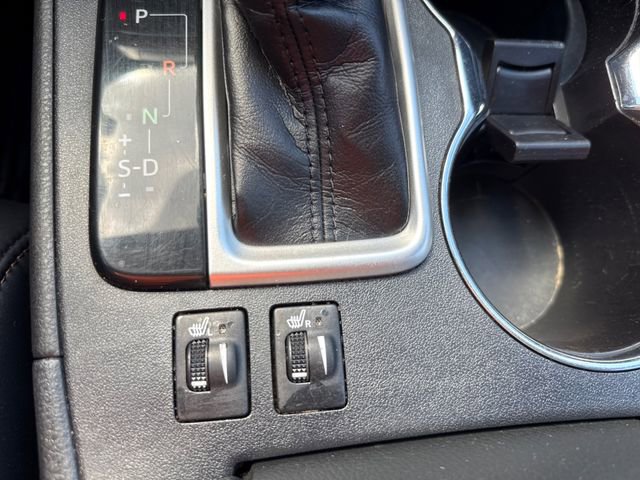 Used 2019 Toyota Highlander XLE AWD/4WD image 28
