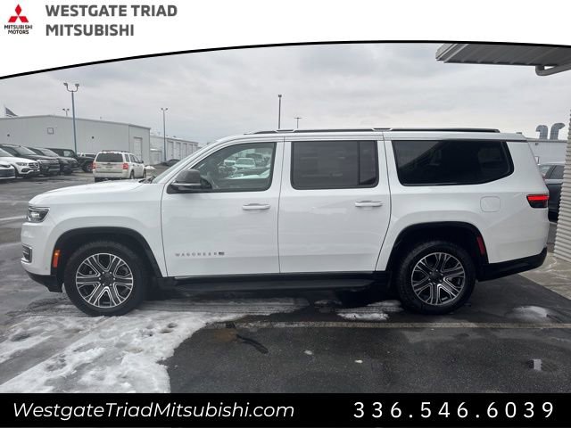 Used 2024 Jeep Wagoneer L Series II w/ Flexible Seating Group image 7