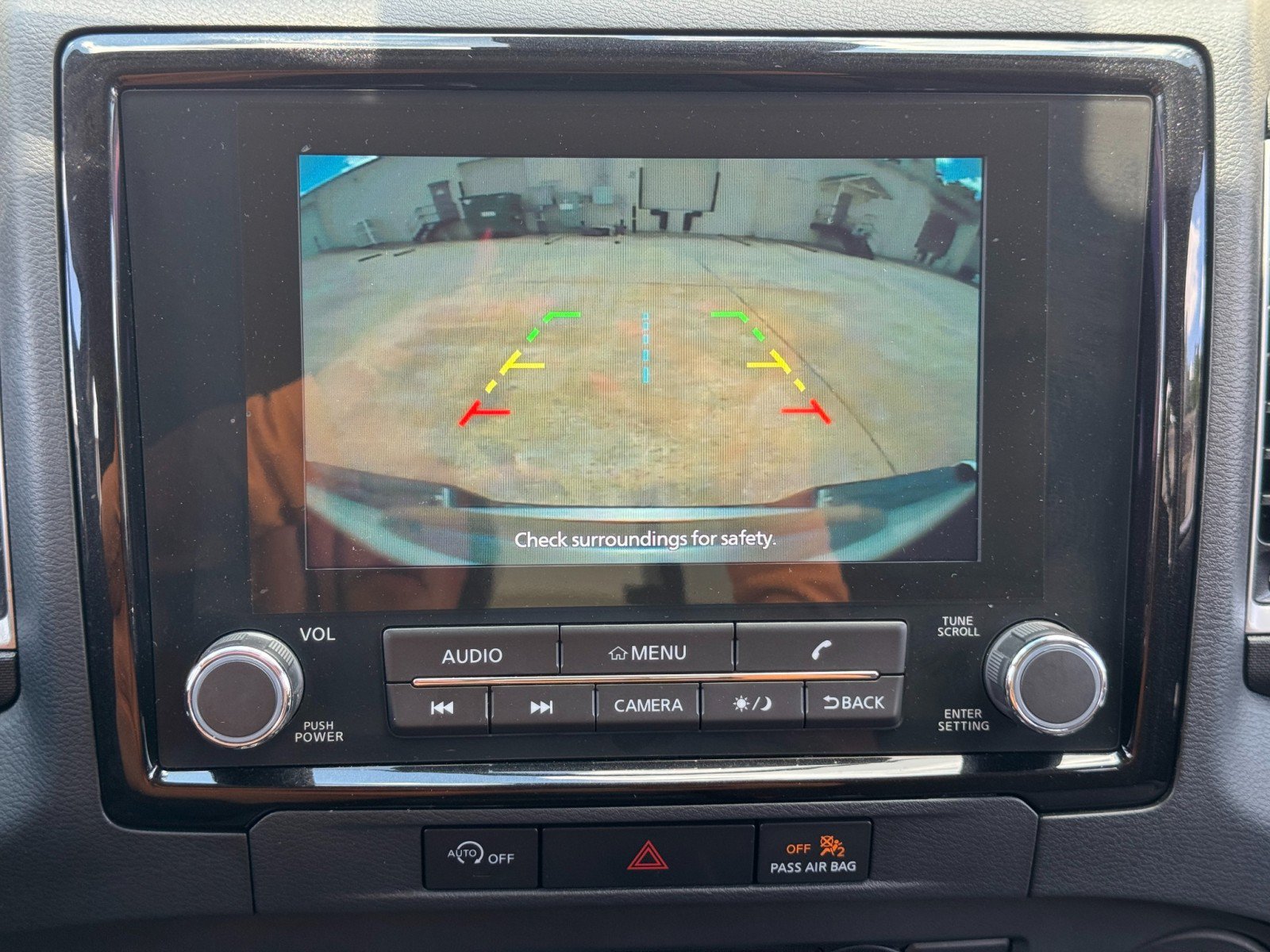 Used 2024 Nissan Frontier SV w/ Technology Package RWD image 24