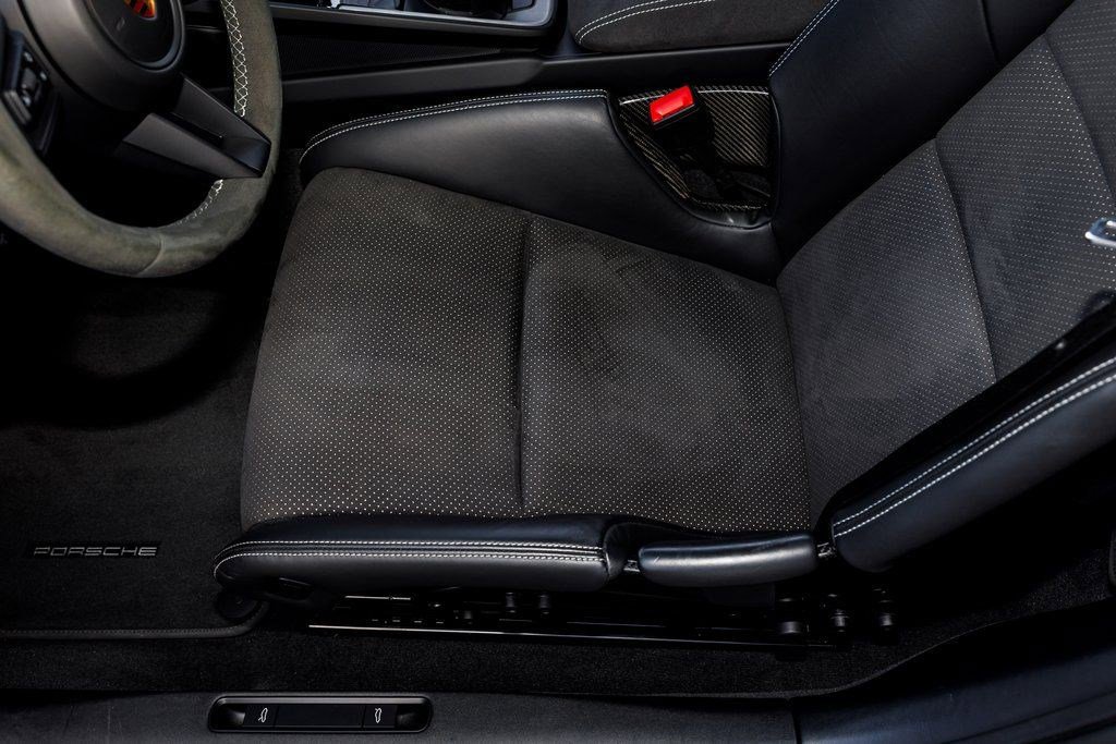 Used 2022 Porsche 911 GT3 image 22